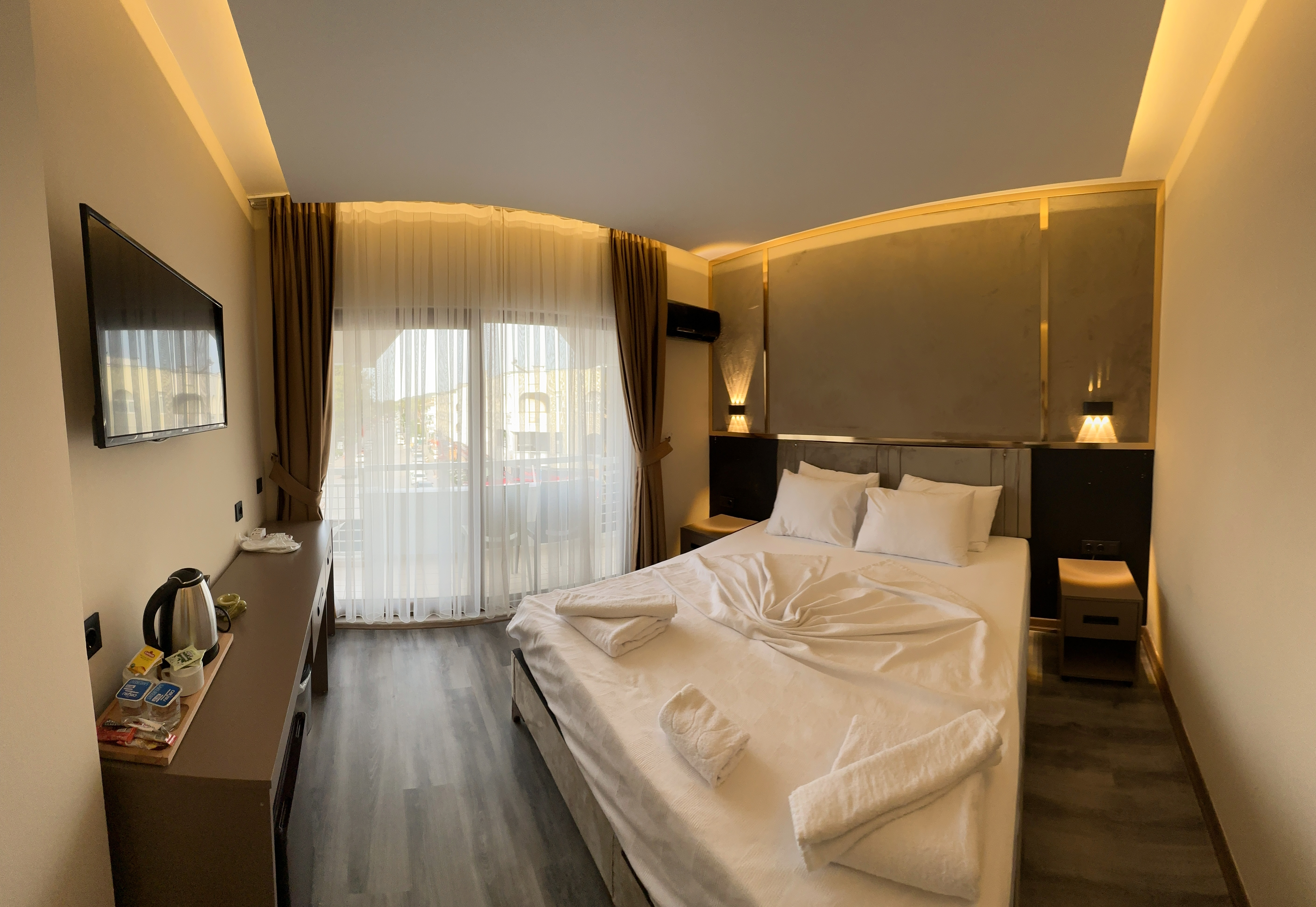 Standard Room (Balcony)